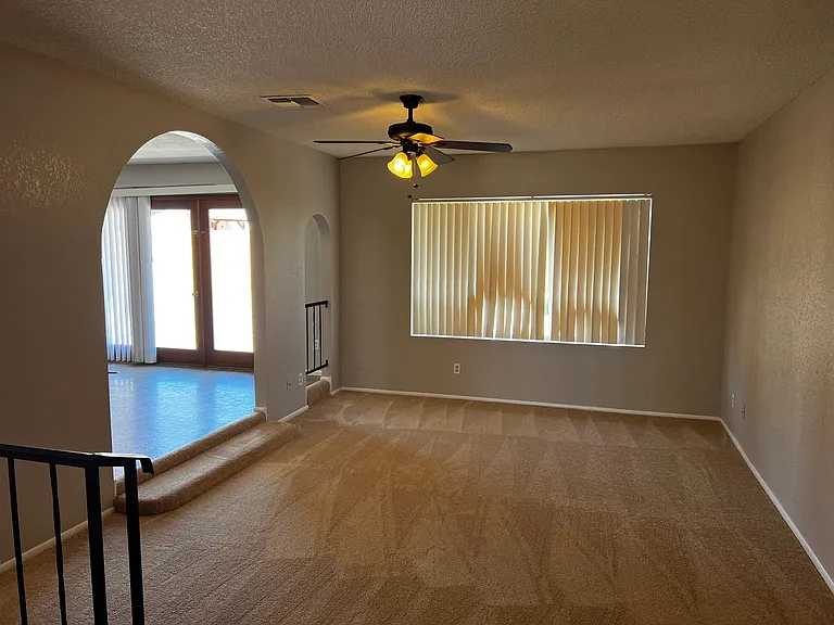3424 W Aire Libre Ave — Photo 10