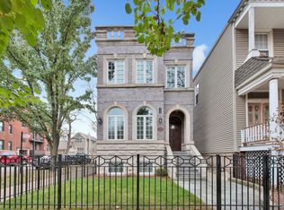 3759 N Hermitage Ave, Chicago, IL 60613