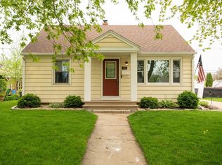 950 Caroline St, Neenah, WI 54956