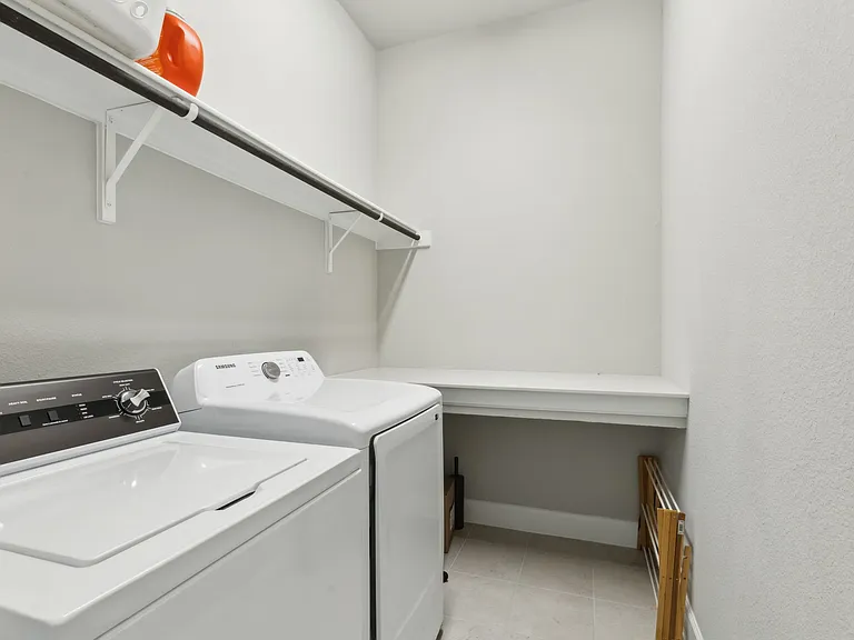 2121 Tolleson Dr — Photo 16