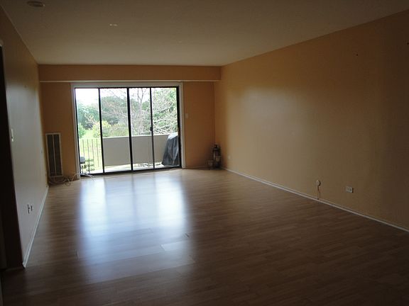4th image of 3350 N Carriageway Dr Unit 316
