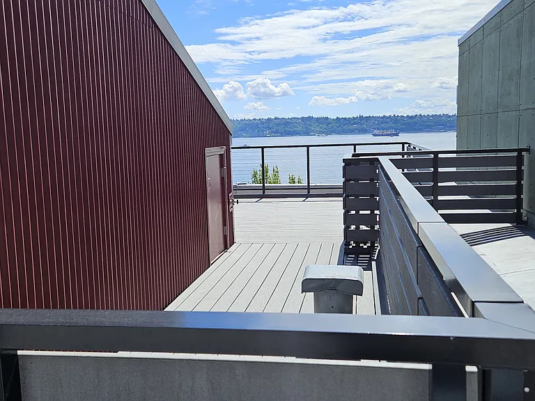 Rooftop Deck