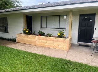 306 Mayard Dr, Lafayette, LA 70503