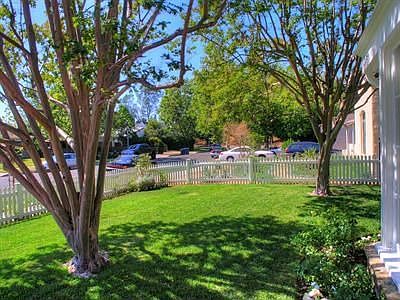 2nd image of 4538 Farmdale Ave