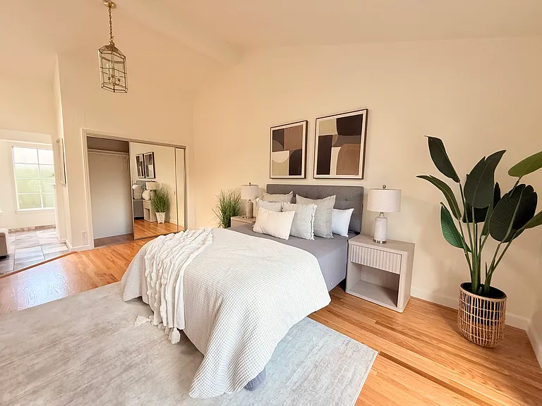 2671 Hawthorne Ave — Photo 16