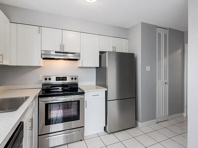 2105 90th Ave SW #1005-A — Photo 6