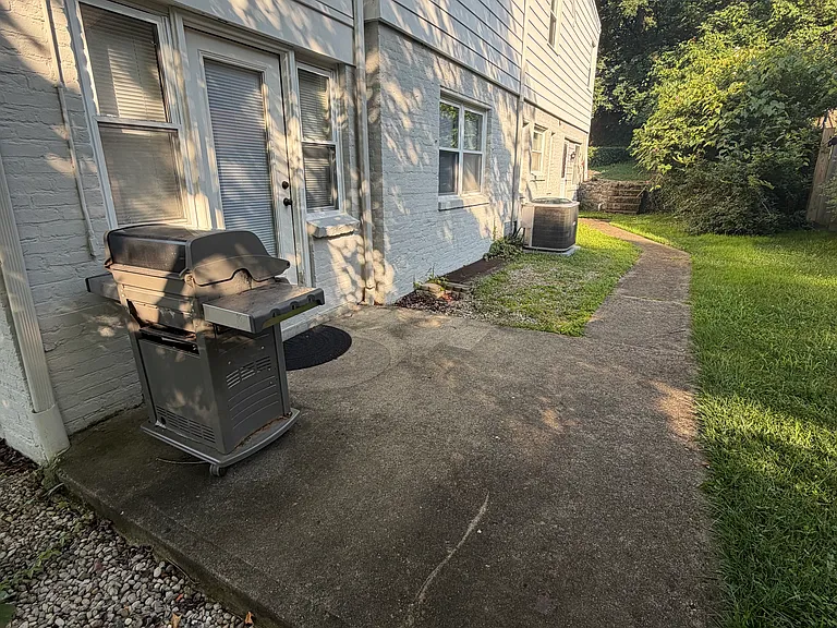 Side patio space