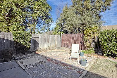 4th image of 1223 Menlo Dr