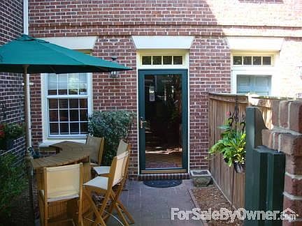 4th image of 354 N Saint Asaph St
