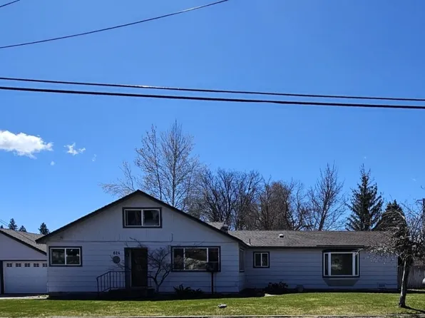 824 Schilling Way, Mount Shasta, CA 96067