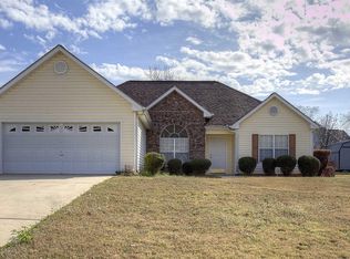 290 Overlook Dr, Covington, GA 30016