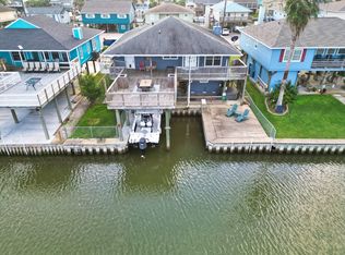 123 Four Master Rd, Freeport, TX 77541