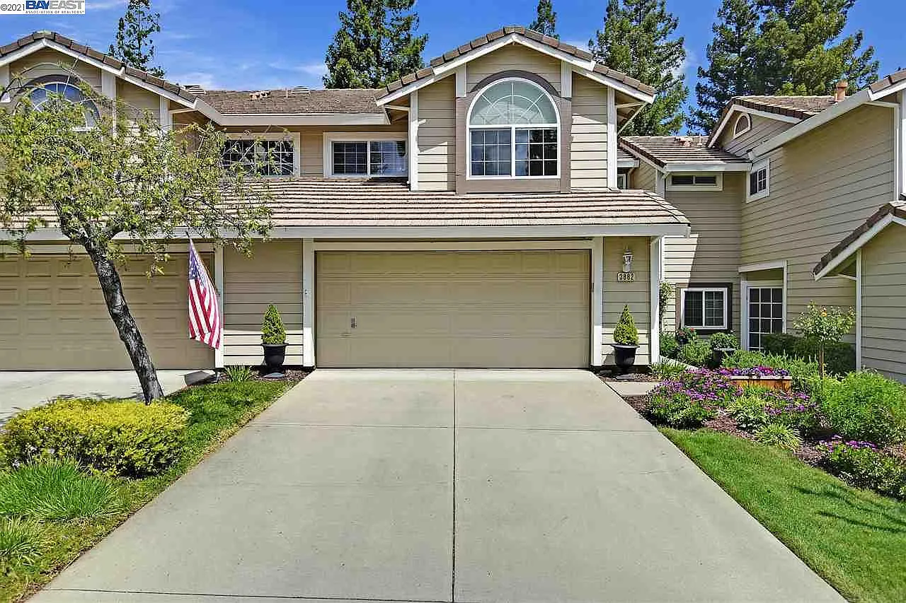 3882 Macgregor Cmn photo 1
