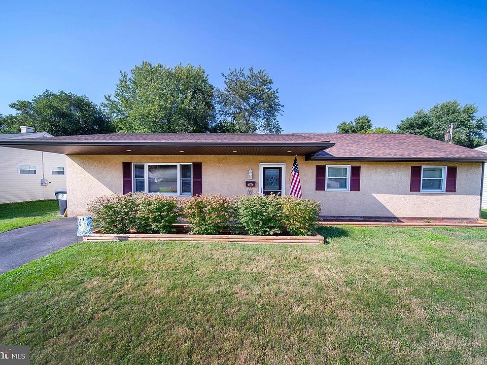 1st image of 714 Birchwood Dr