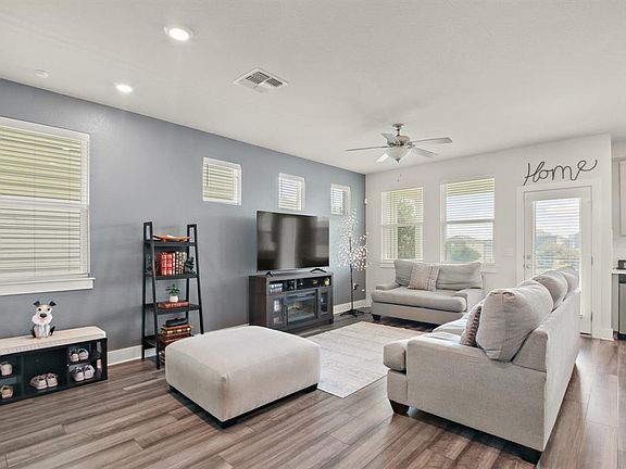 5th image of 7507 Grand Linden Way #86
