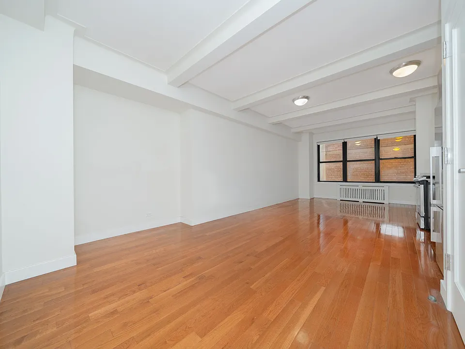 400 E 58th St #2L