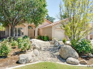 10309 Walnut Creek Ct, Bakersfield, CA 93311