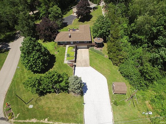 3rd image of 3038 Division Rd
