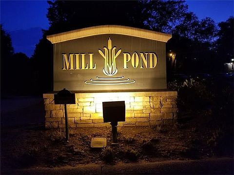 3rd image of 502 Mill Pond Ct SE