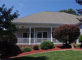 5020 Sheffield Place Dr, Kernersville, NC 27284