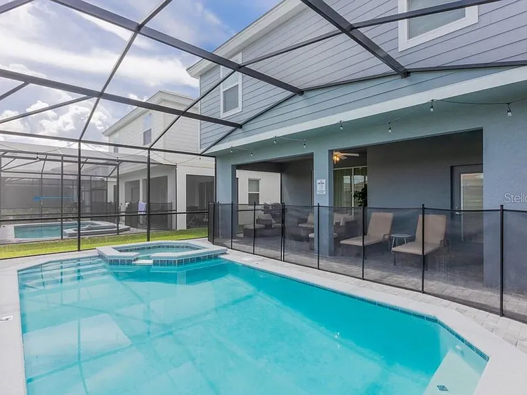 7215 Oakmoss Loop — Photo 10