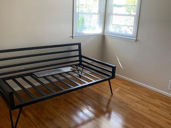 4th image of 54 Bishop St