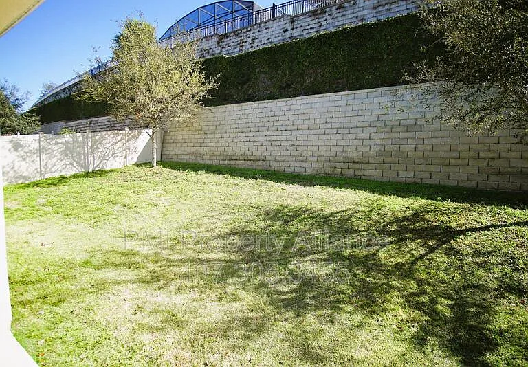 1427 Cabot Dr — Photo 23