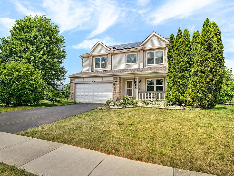 1st image of 1004 Phelps Ln