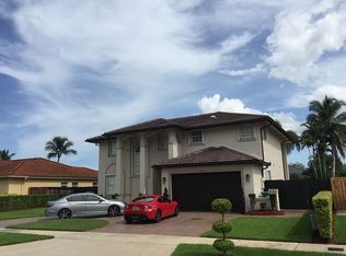 15766 SW 100th Ter, Miami, FL 33196