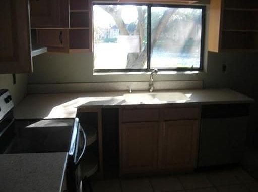 3rd image of 214 Palm Cir E