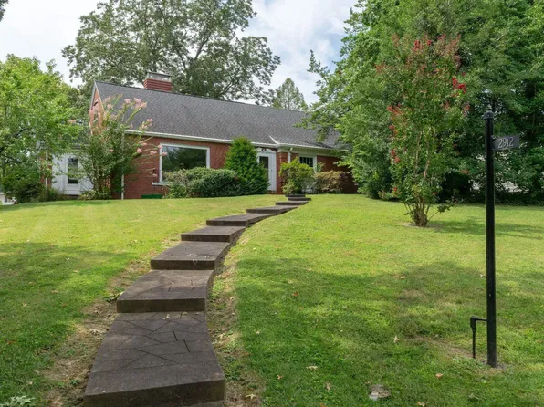 2912 W Maryland St, Evansville, IN 47720
