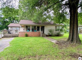 203 Patterson St, Naples, TX 75568