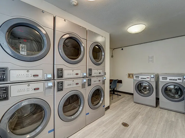Vivo Living Willowbrook Laundry Center