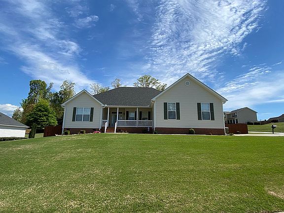 2nd image of 104 Flowerwood Dr