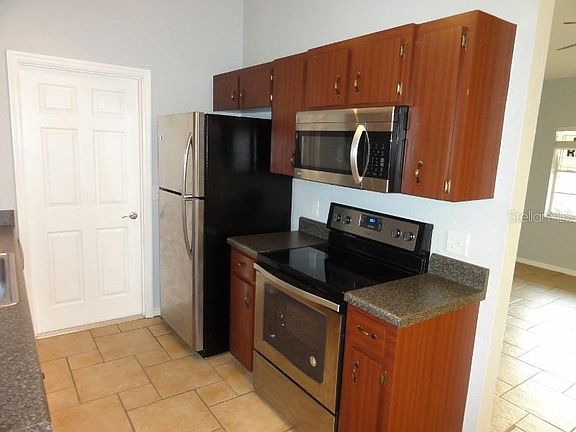 4th image of 5767 Viburnum Ct