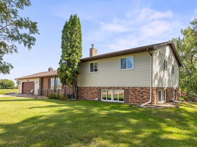 21575 York Rd, Hutchinson, MN, 55350