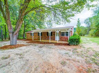 5426 Huffs Bridge Rd, Dearing, GA 30808