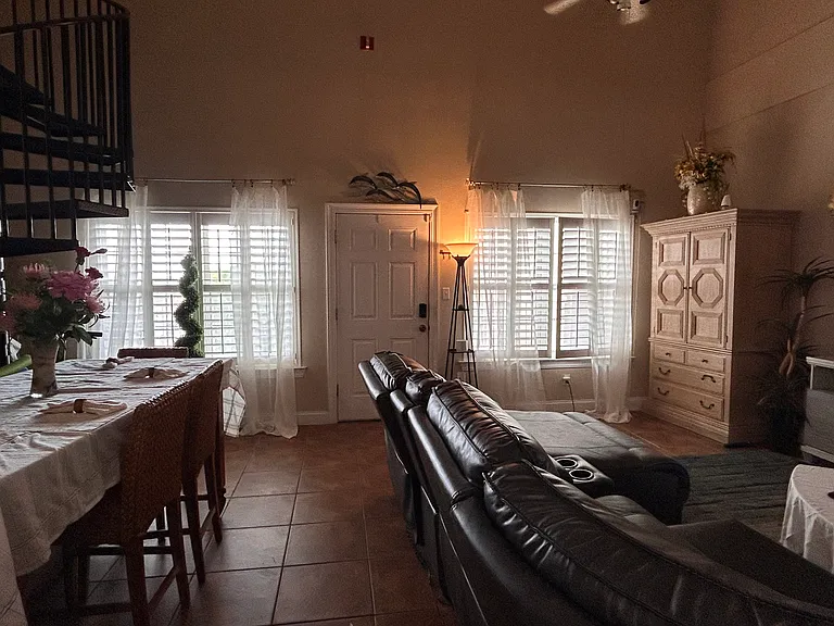 4507 Furling Ln — Photo 15