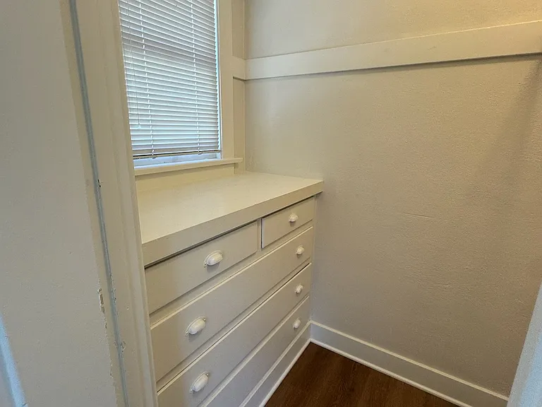 315 Newport Ave — Photo 15