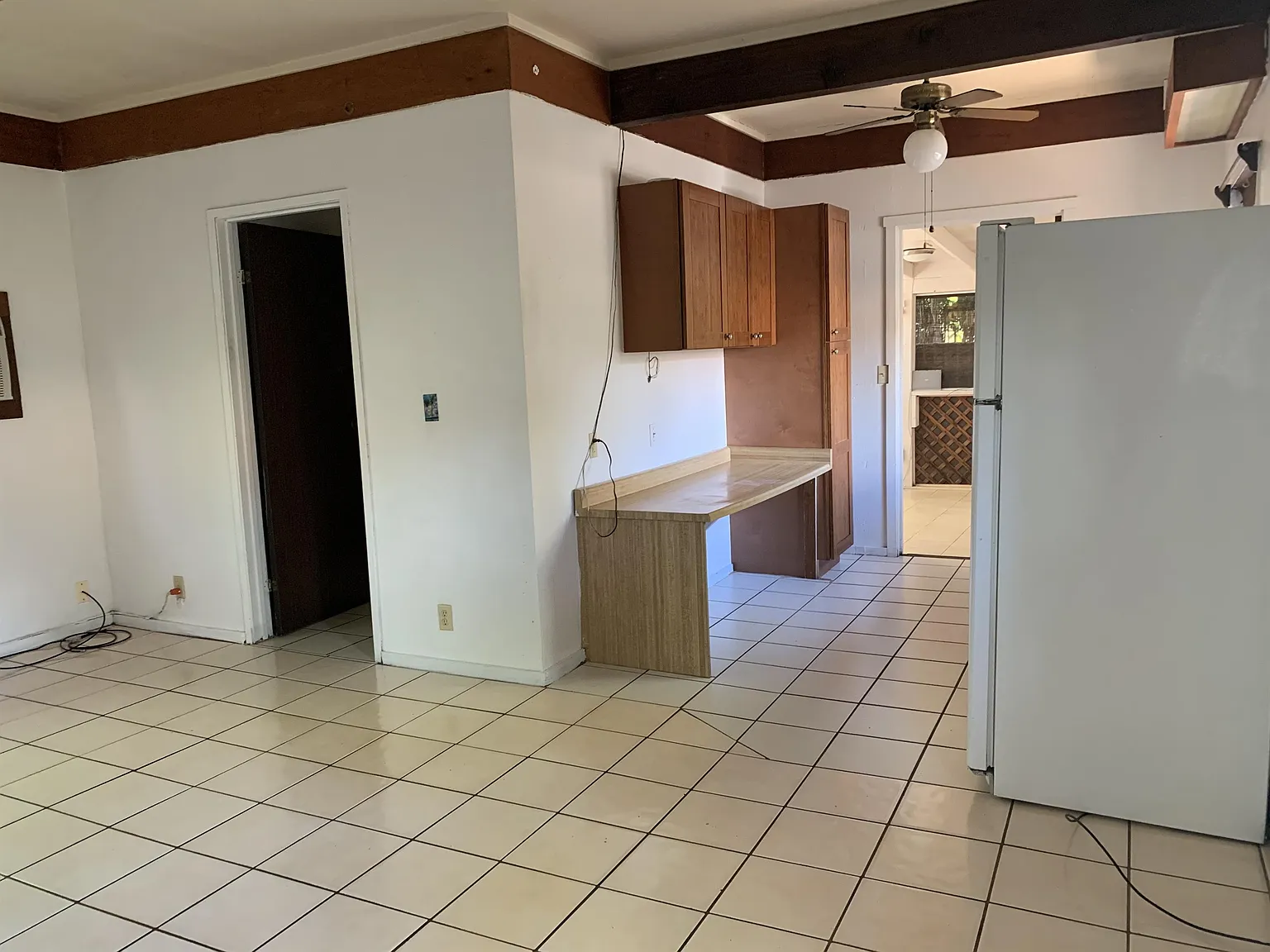299 Keonekai Road - Cottage — Photo 2