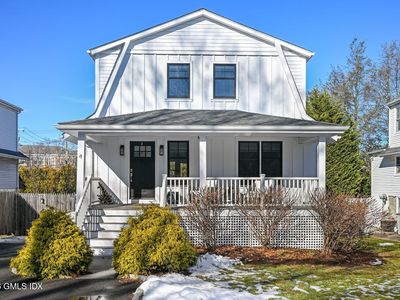 4 Miami Ct, Cos Cob, CT, 06807