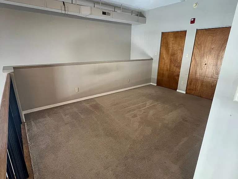 313 Park Central E #303 — Photo 22