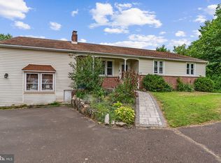 430 E Paletown Rd, Quakertown, PA 18951