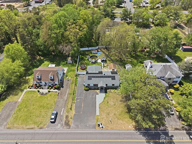 587 Marlboro Rd #1 — Photo 20