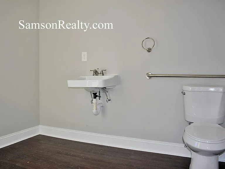 185 Washington Rd #1 — Photo 12