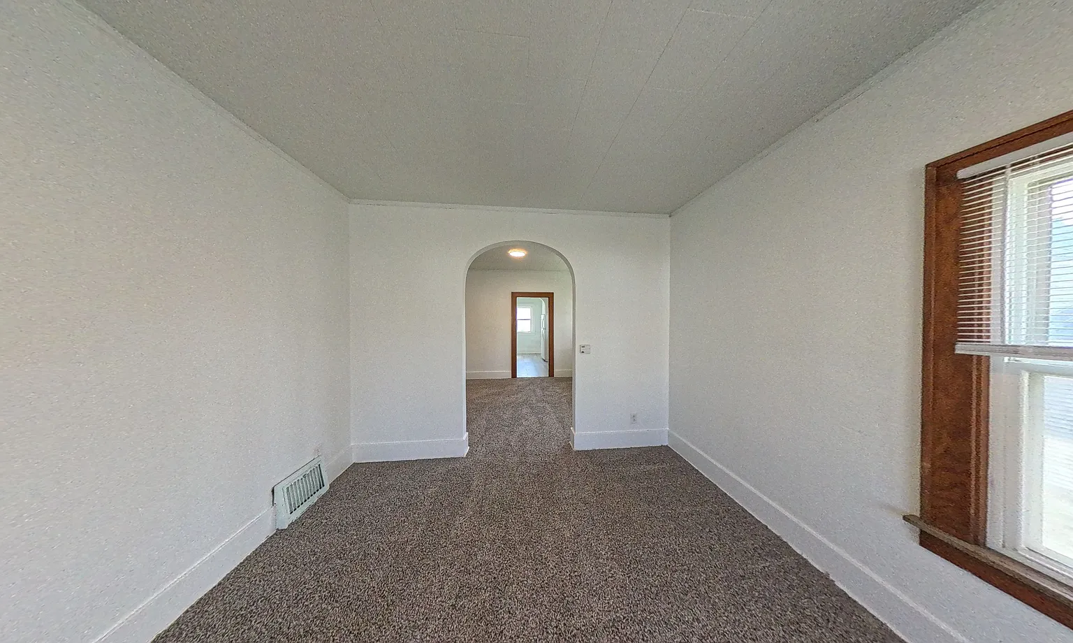 1924 Olive St - Cedar Falls — Photo 3