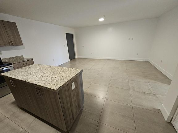 5th image of 6001 W Flagler St #305