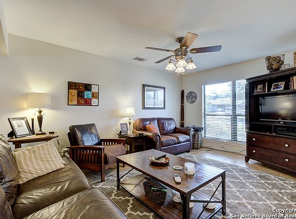 4th image of 5435 Gary Cooper St