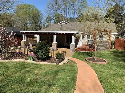 5420 Coburg Ave — Photo 3