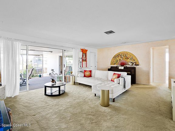 4th image of 1730 Canal Ct
